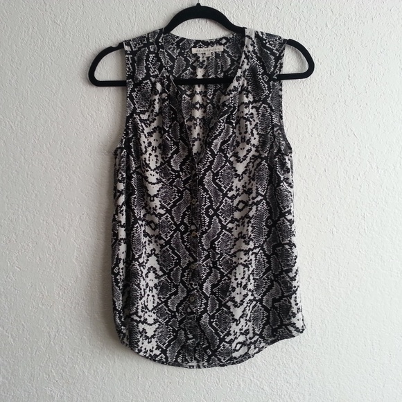 Daniel Rainn | sleevless snake print blouse size S - Picture 1 of 4